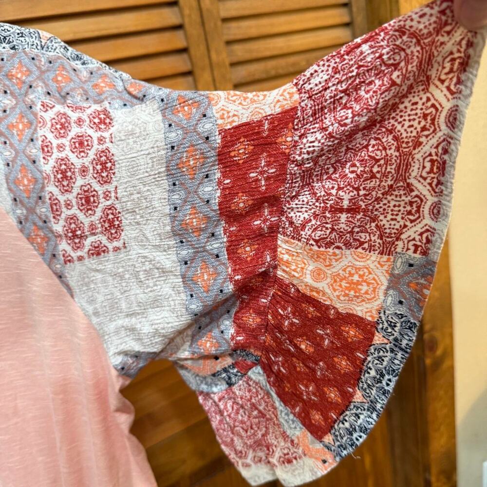 Pink blouse with patchwork sleeves - Picture 2 of 5